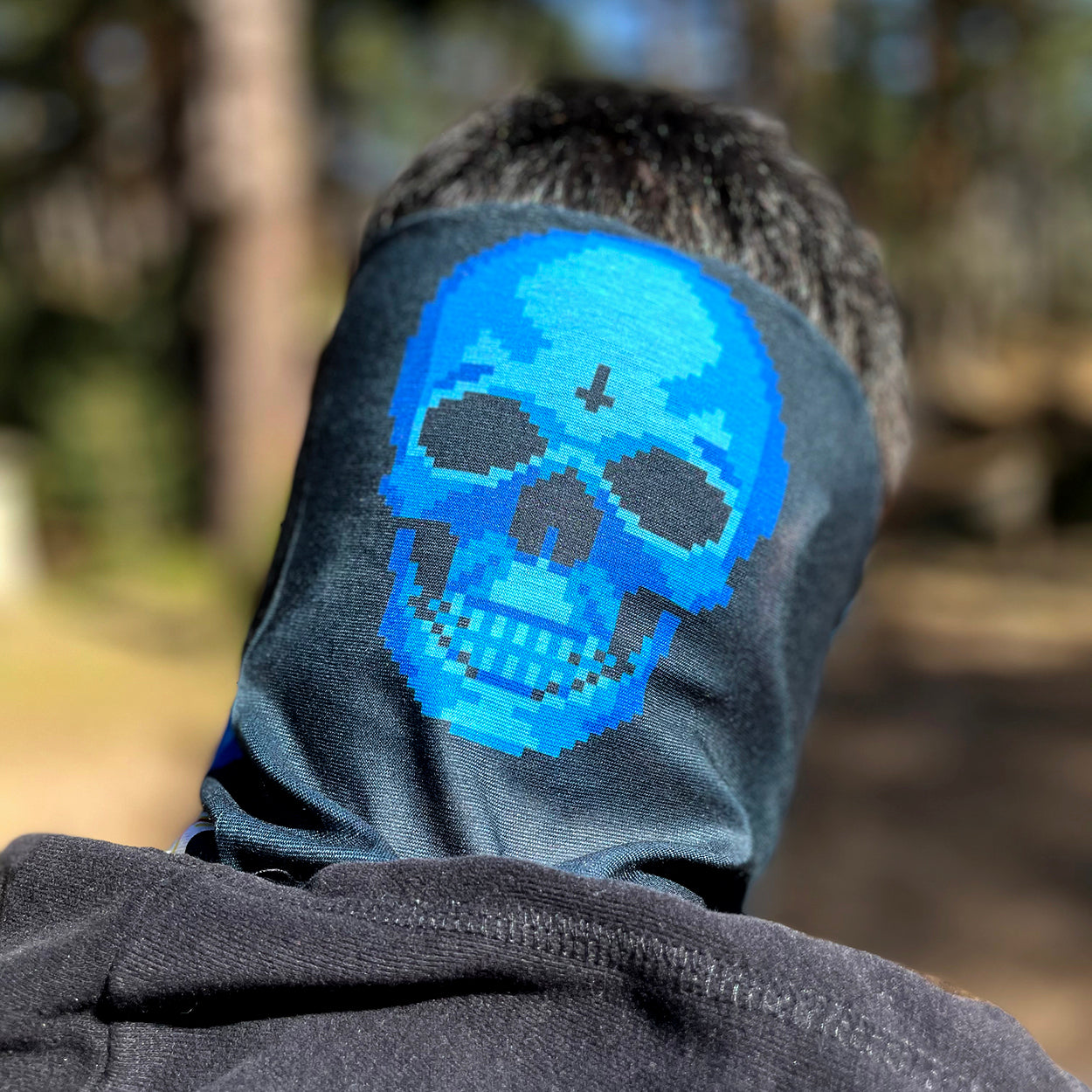 PIXEL SKULL · MULTIUSE TUBE